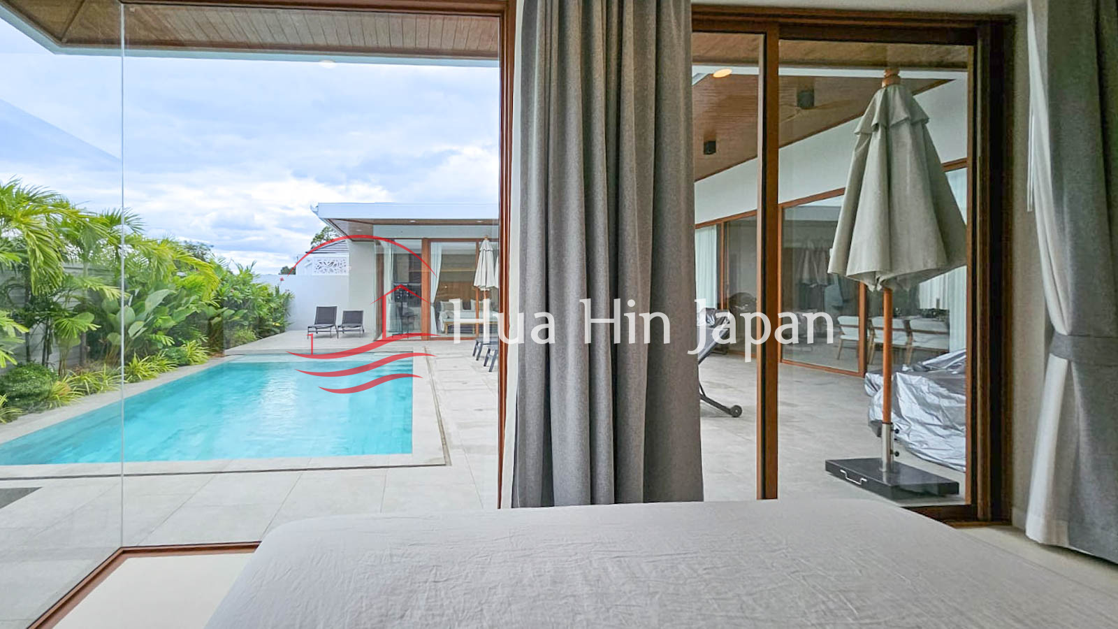 Luxury Resale 3 Bedrooms Villa at Popular La Felice 1, near Pineapple Valley Golf, Hua Hin - Hua Hin - photo 16