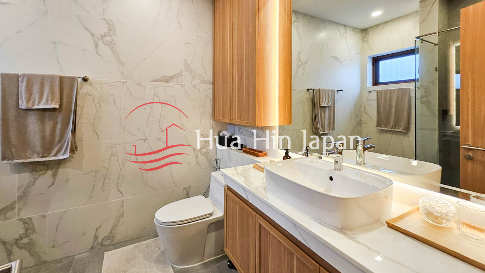 Luxury Resale 3 Bedrooms Villa at Popular La Felice 1, near Pineapple Valley Golf, Hua Hin - Hua Hin - photo 13