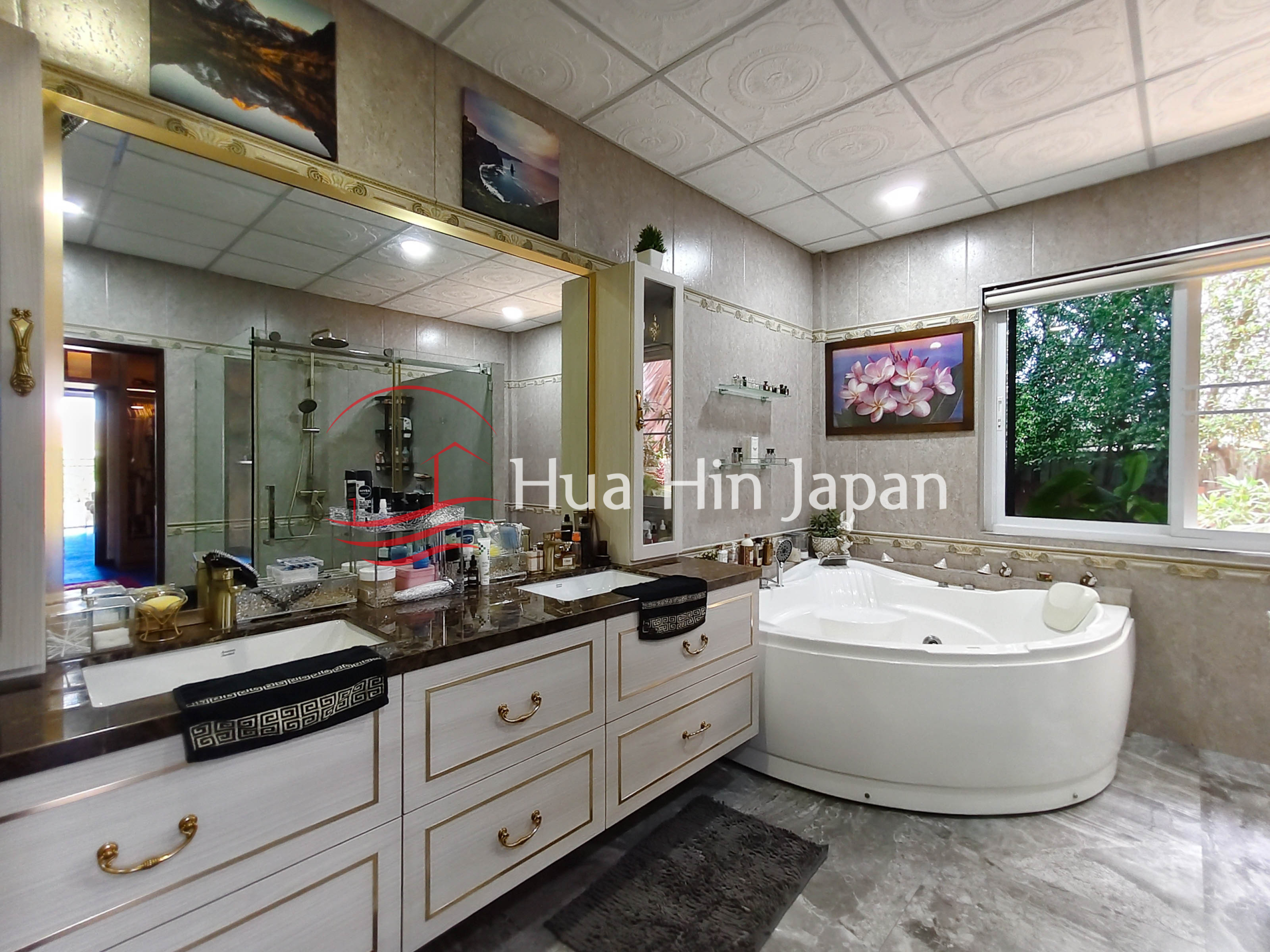6-Bed 2,000 Sqm Luxury Golf Villa with 40kW Solar System in Hua Hin North - Cha-Am - photo 6
