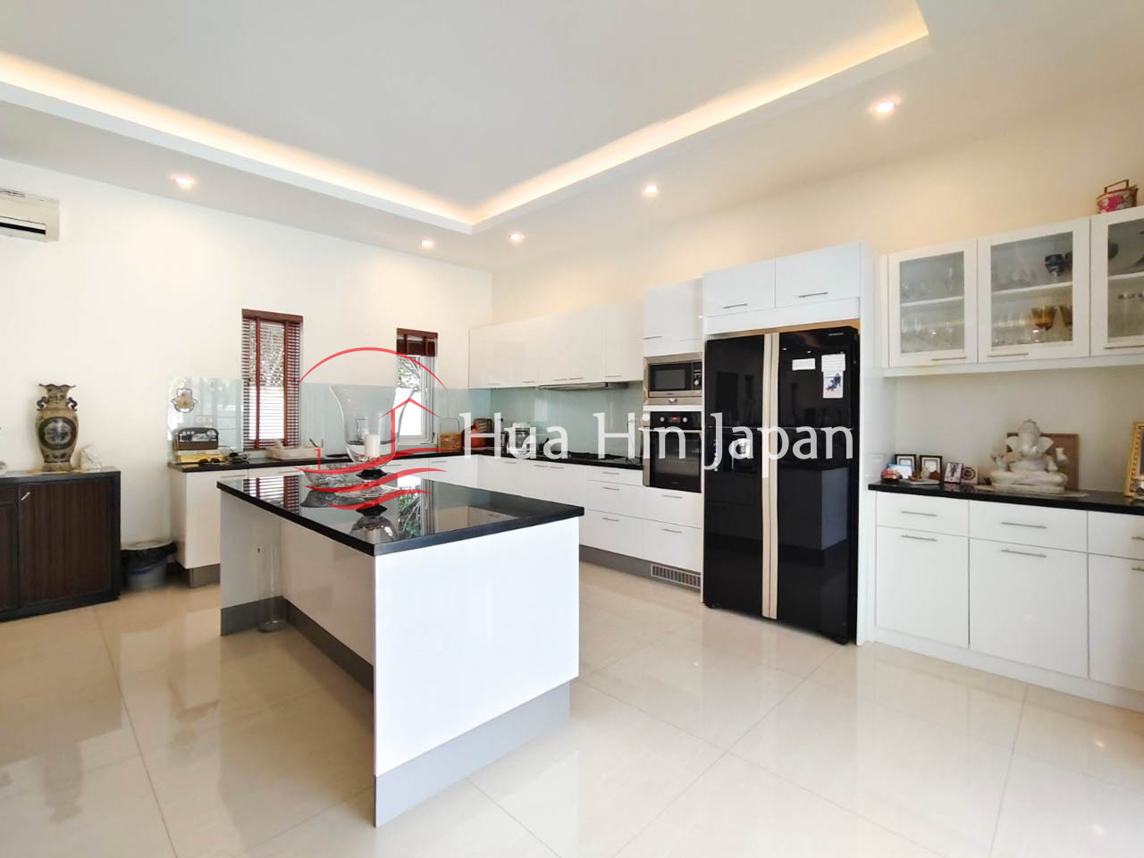 Spacious 4 Bedroom Pool Villa for Rent at Palm Villa in Hua Hin North - Cha-Am - photo 12