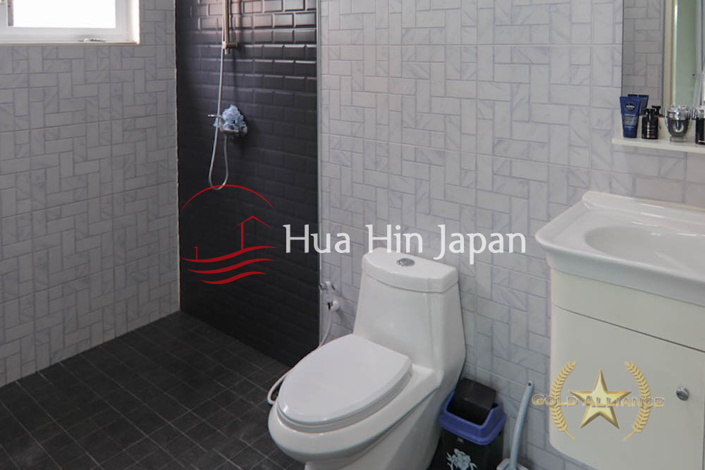 Great Value! 4 bedroom pool villa close to Palm Hills Golf Course for sale Hua Hin - Hua Hin - photo 2