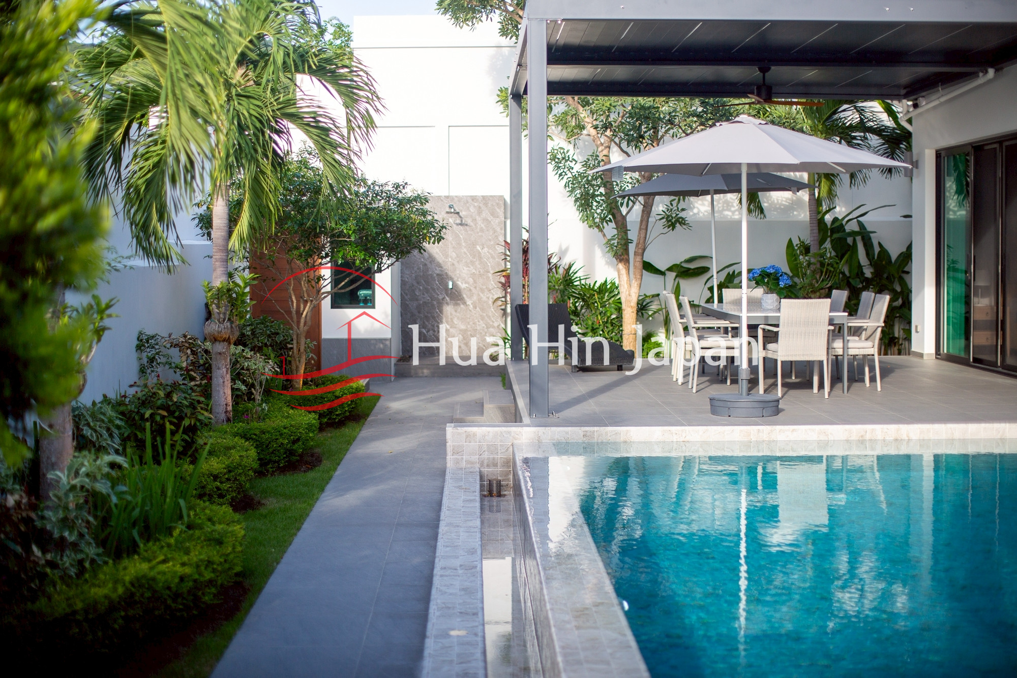 Luxury 3 Bedroom Pool Villa swimming pool area