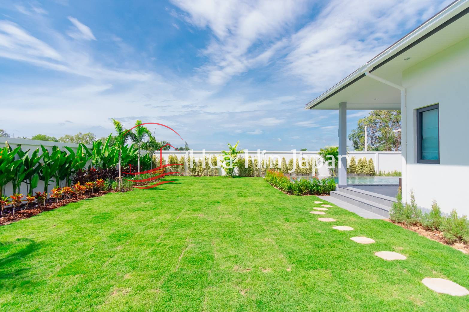 Luxury 3 Bedroom Pool Villa in Soi 112 ground