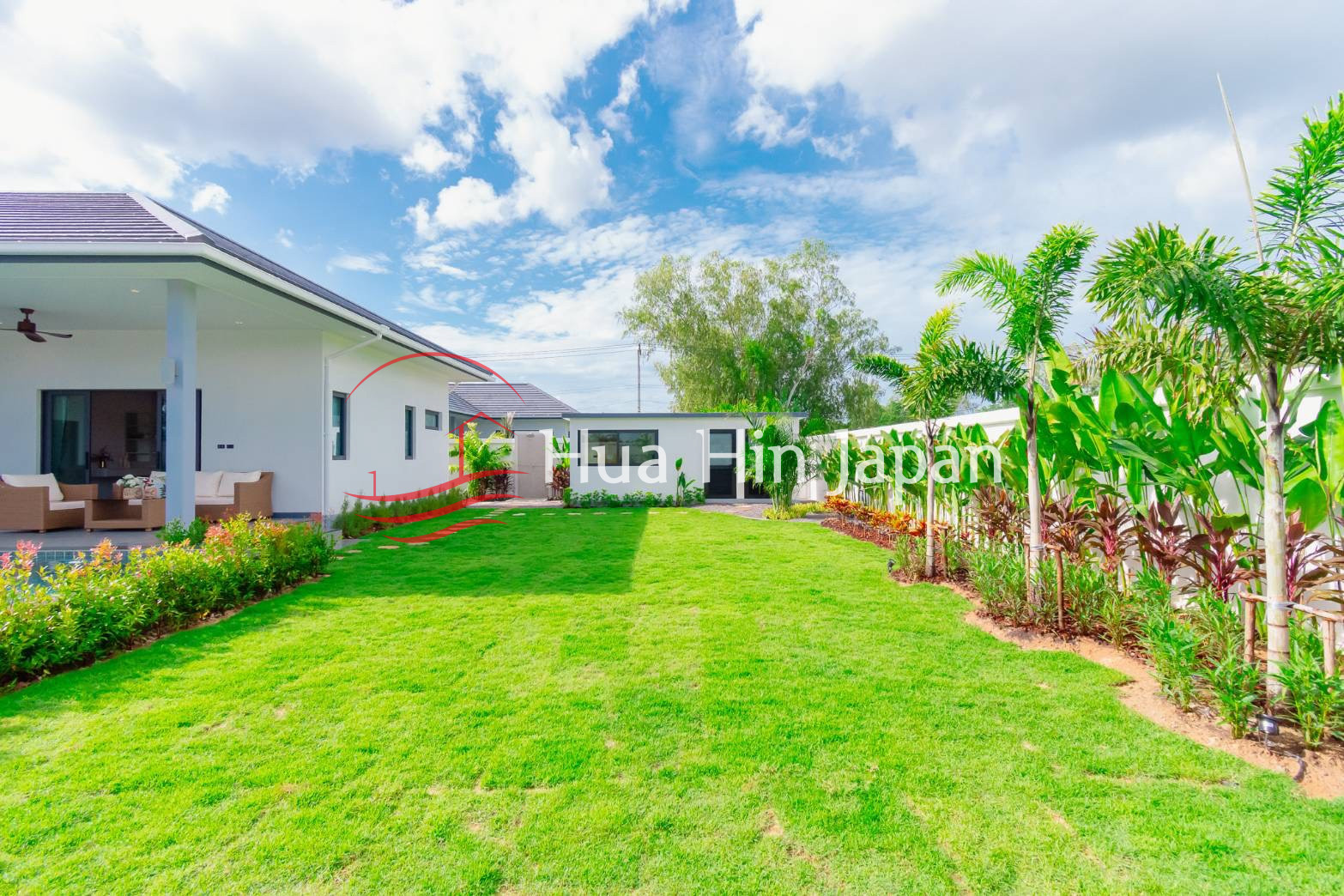 Luxury 3 Bedroom Pool Villa in Soi 112 ground