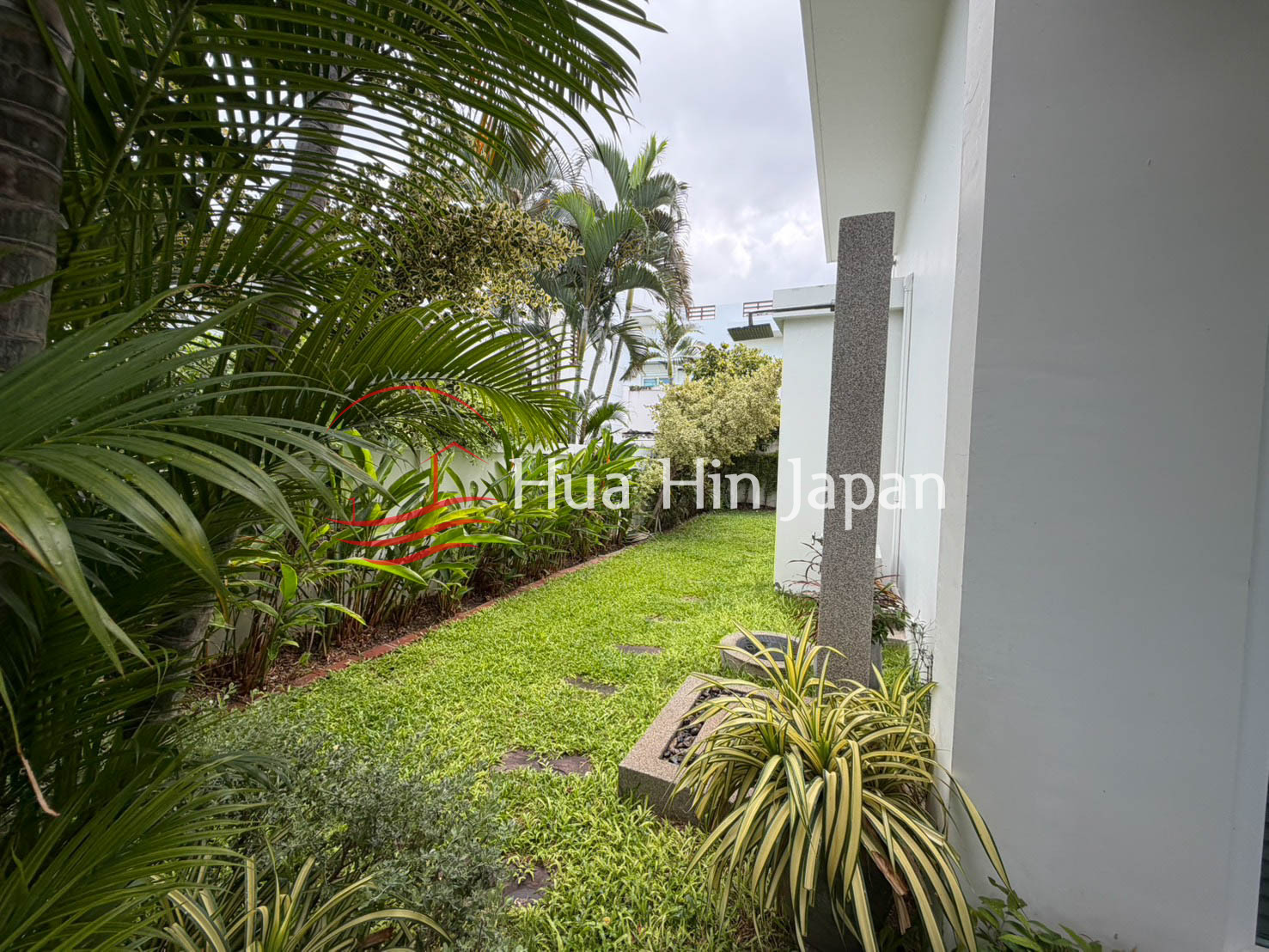 Chic 2-Bedroom Pool Villa for Sale in Sivana Garden, Hua Hin Soi 126 - Khao Tao - photo 3