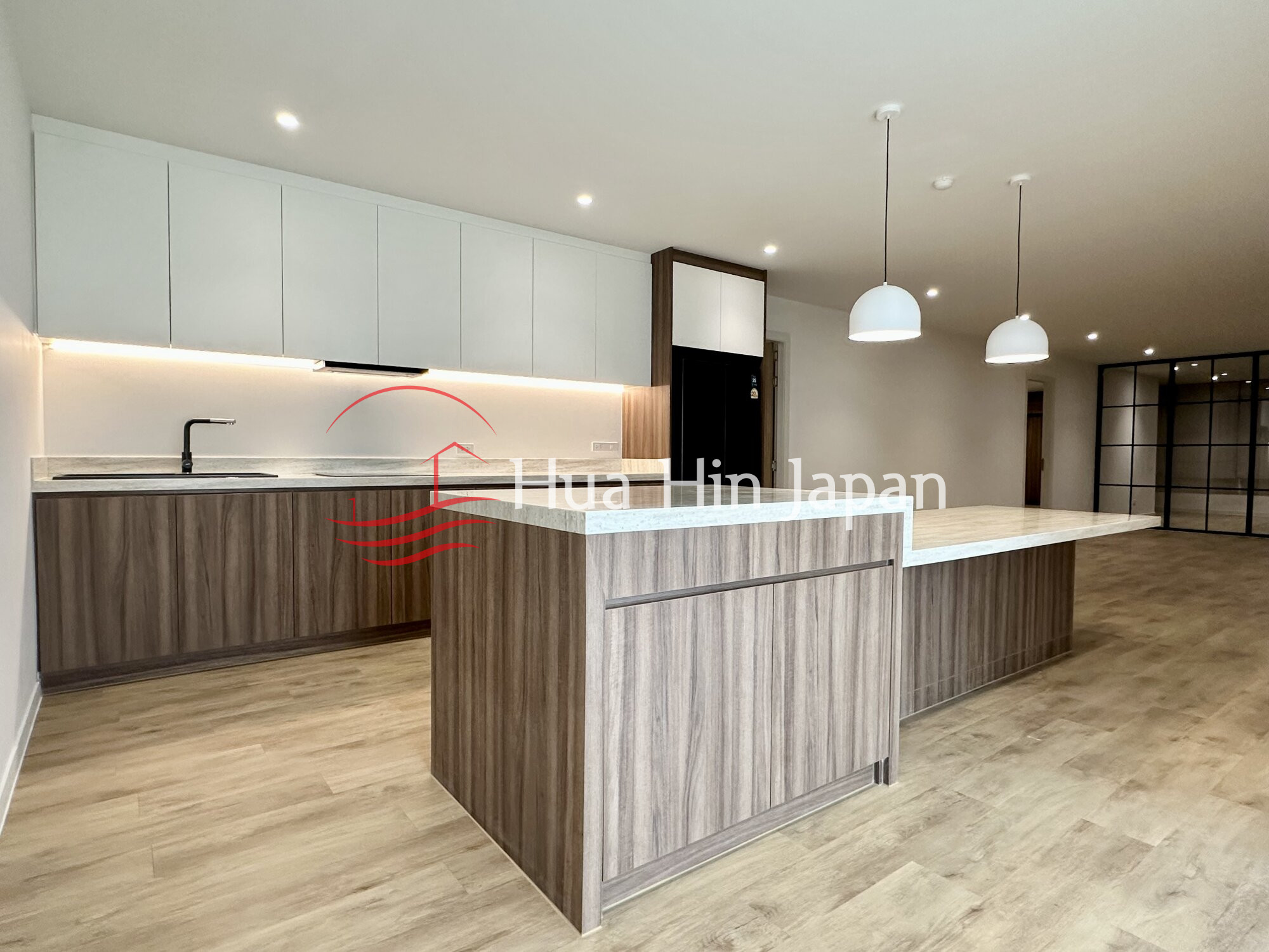 134 Sqm 3 Bed 2 Bath Condo For Sale&nbsp;in Baan Klang Hua Hin Condominium - Hua Hin, Thailand