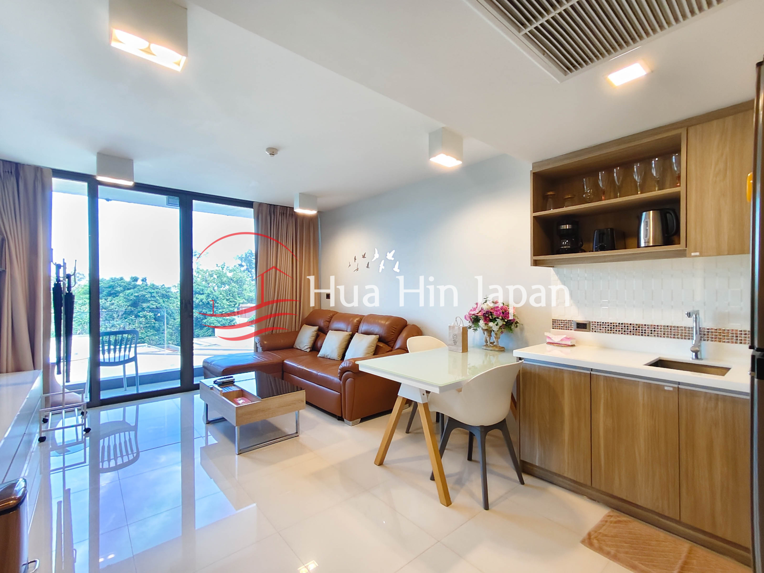 1 Bedroom Pool View condo drawing room