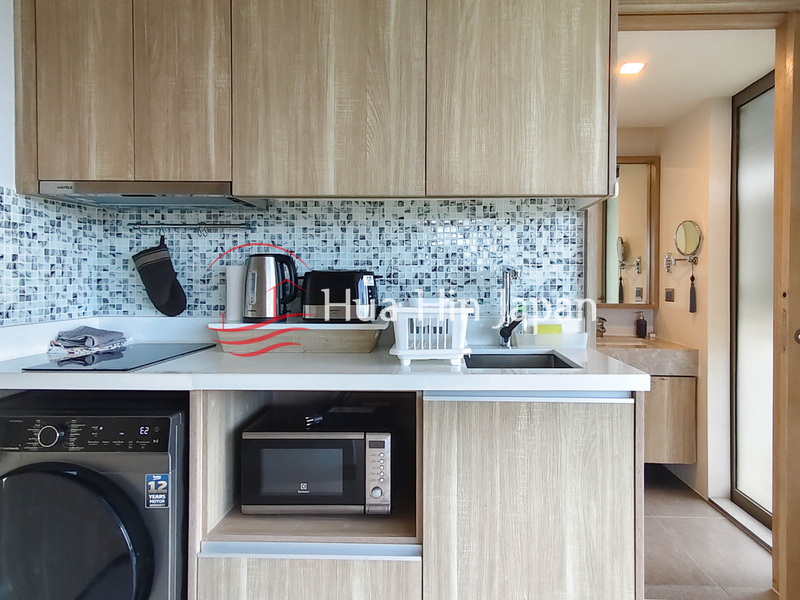 1 Bedroom Unit condo kitchen