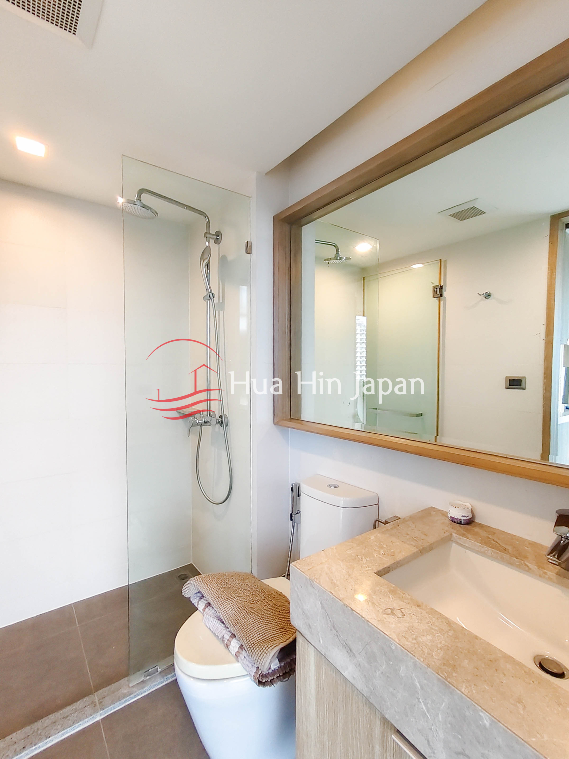 1 Bedroom Unit condo washroom