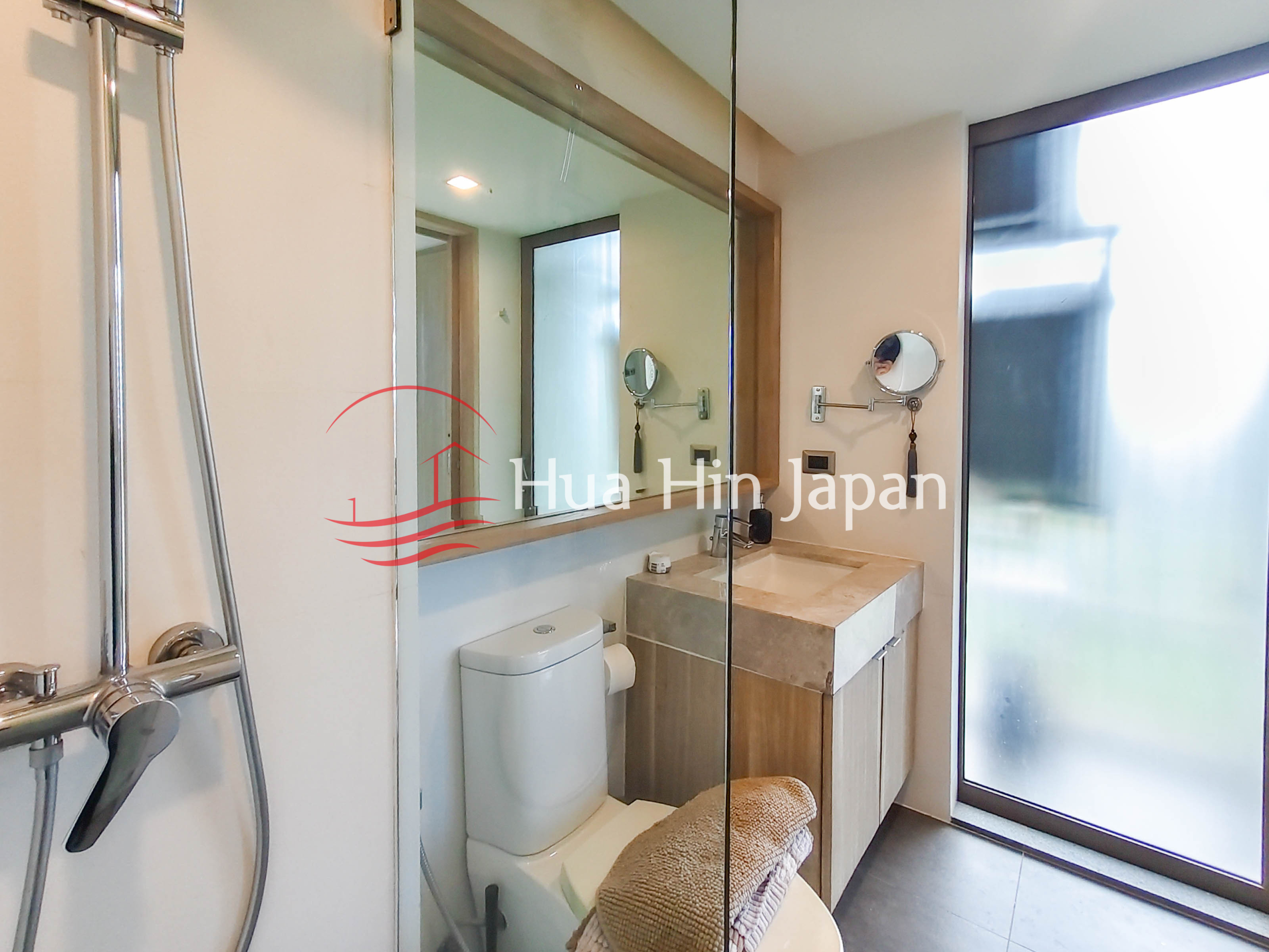 1 Bedroom Unit condo washroom