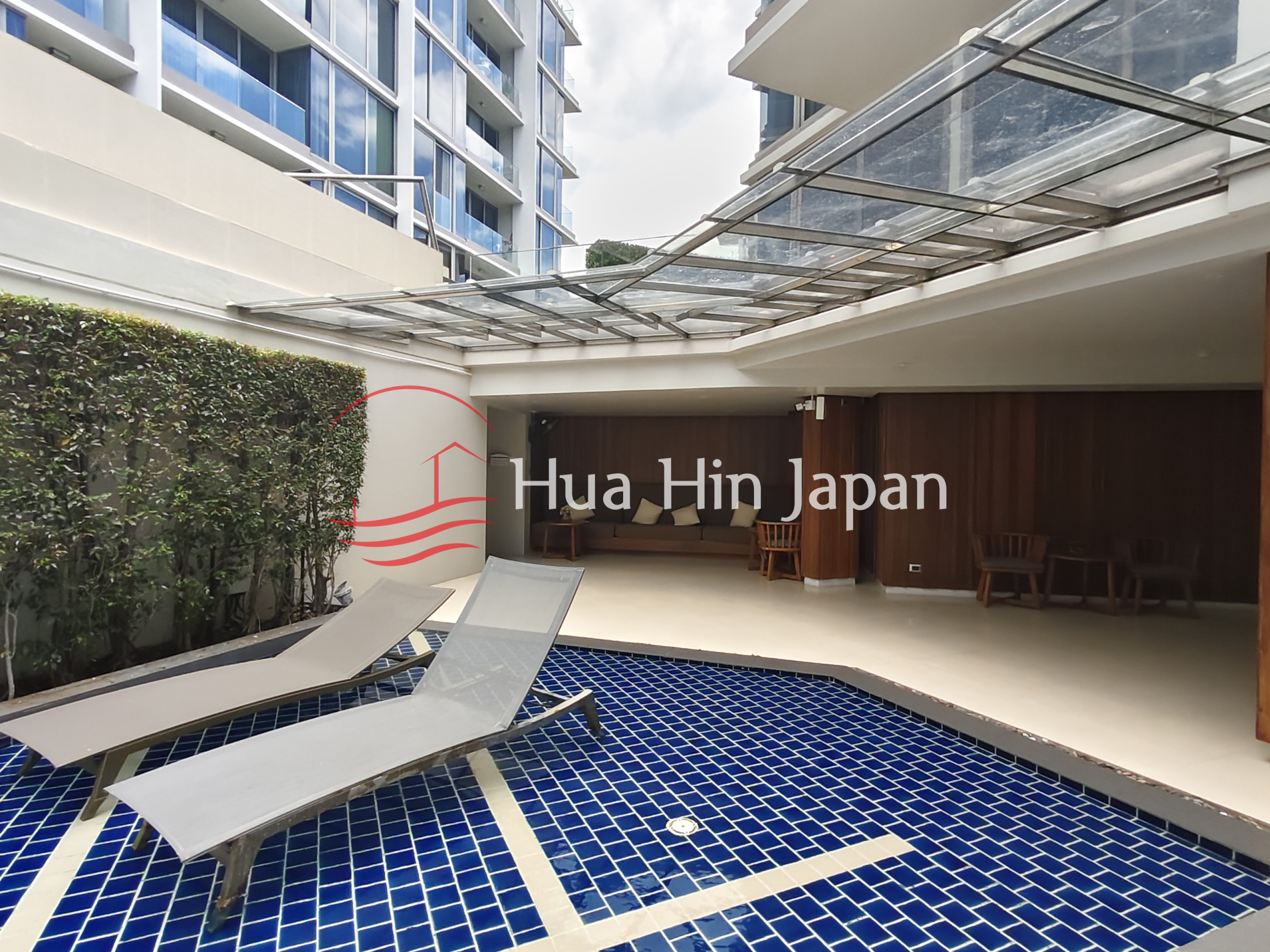 1 Bedroom Unit condo swimming pool area
