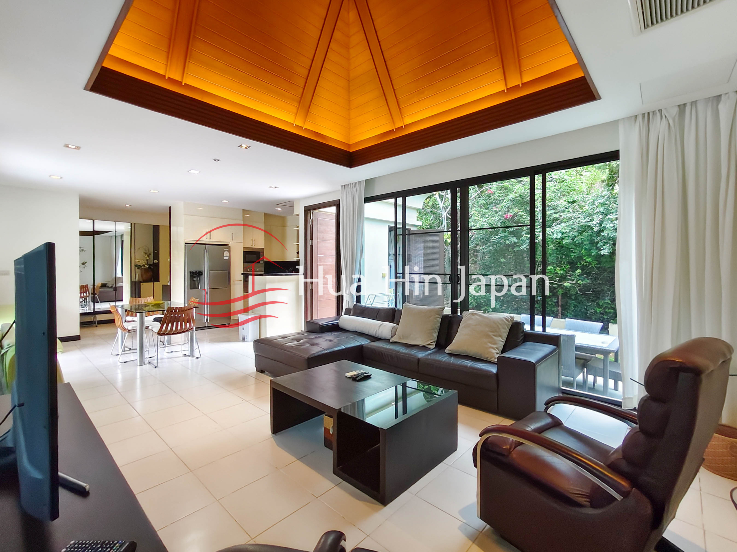 Panorama 2 Bedrooms Pool Villa drawing room