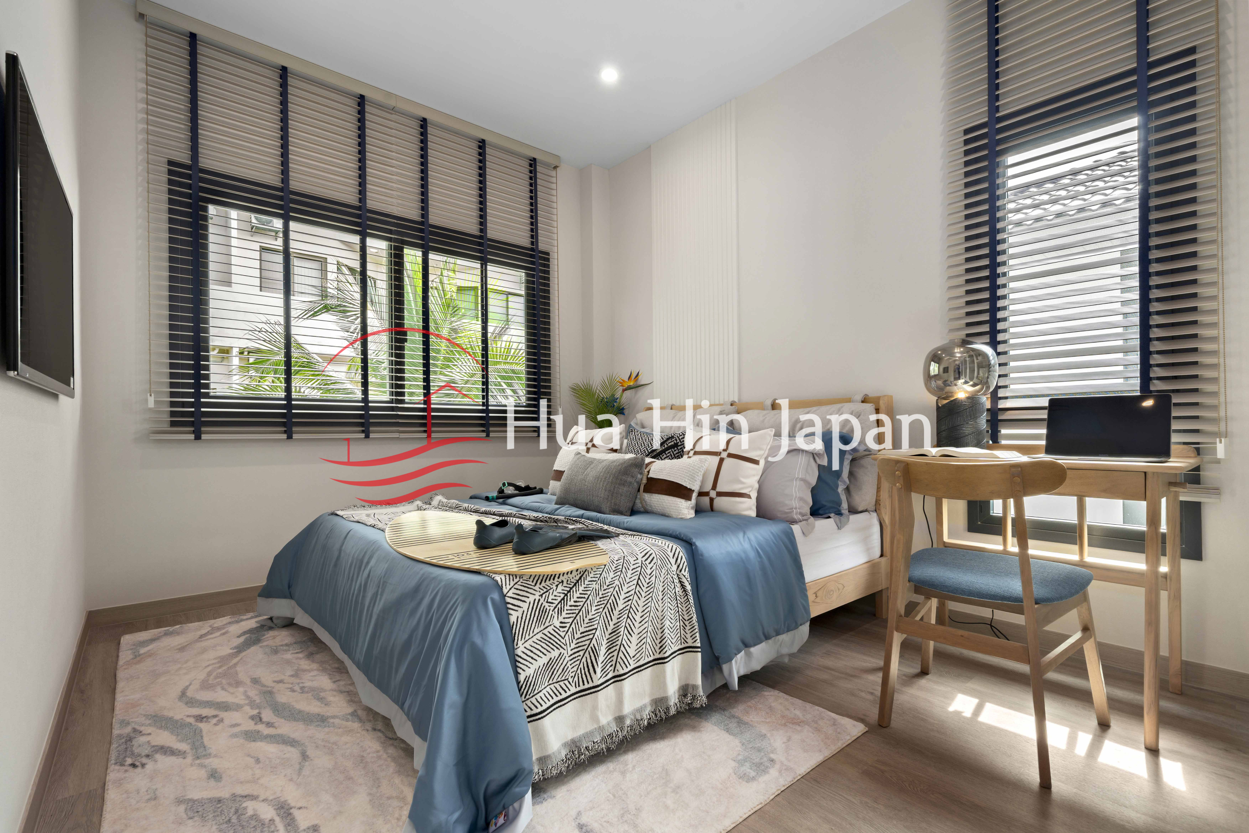 Unfurnished Flagship 4BR “Supaphuwara” 2-Story Villa with 3 kW Solar System in Supalai Park Ville – Hin Lek Fai - Hin Lek Fai - photo 2
