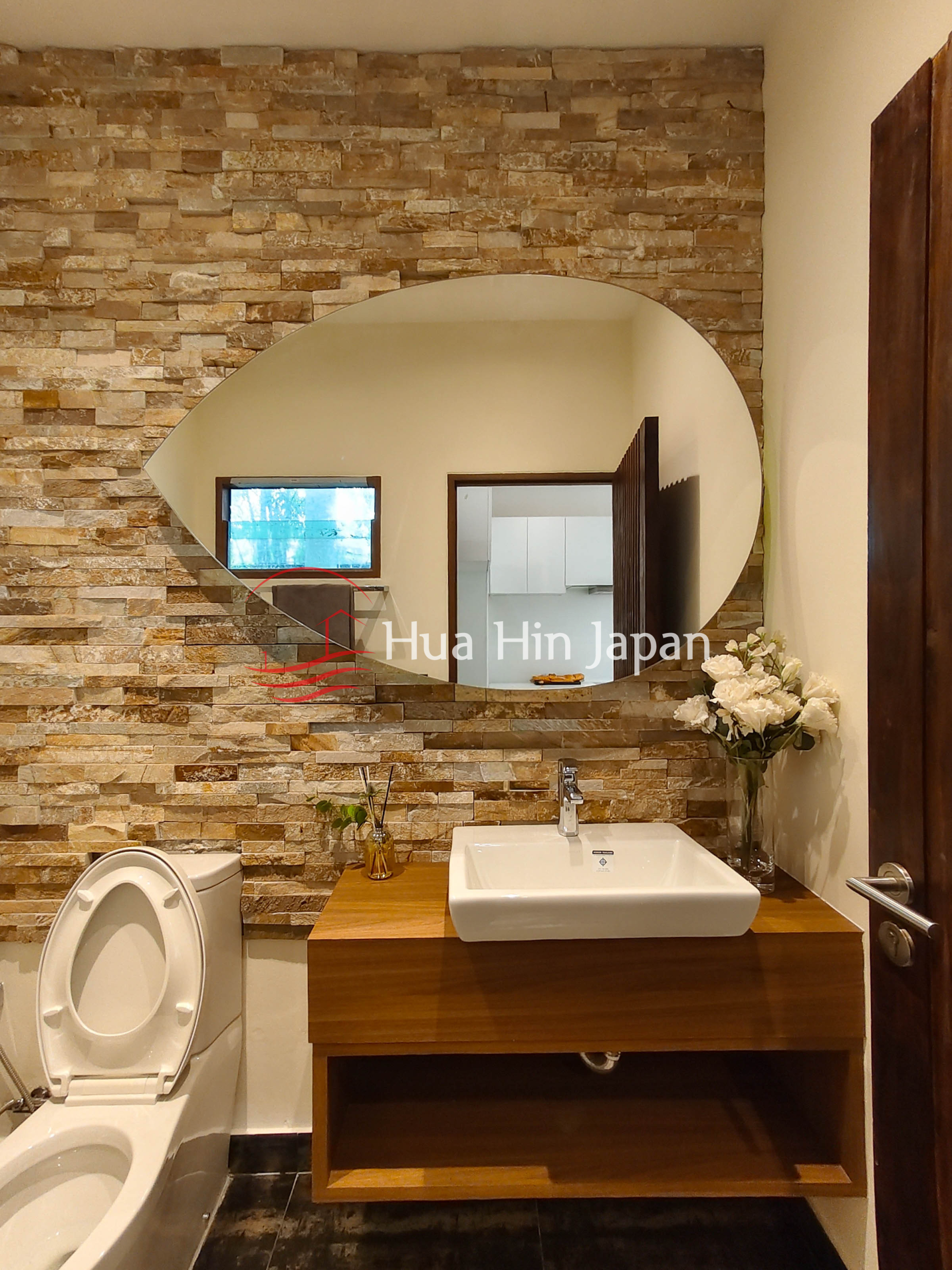 2-Storey 3BR Pool Villa bathroom