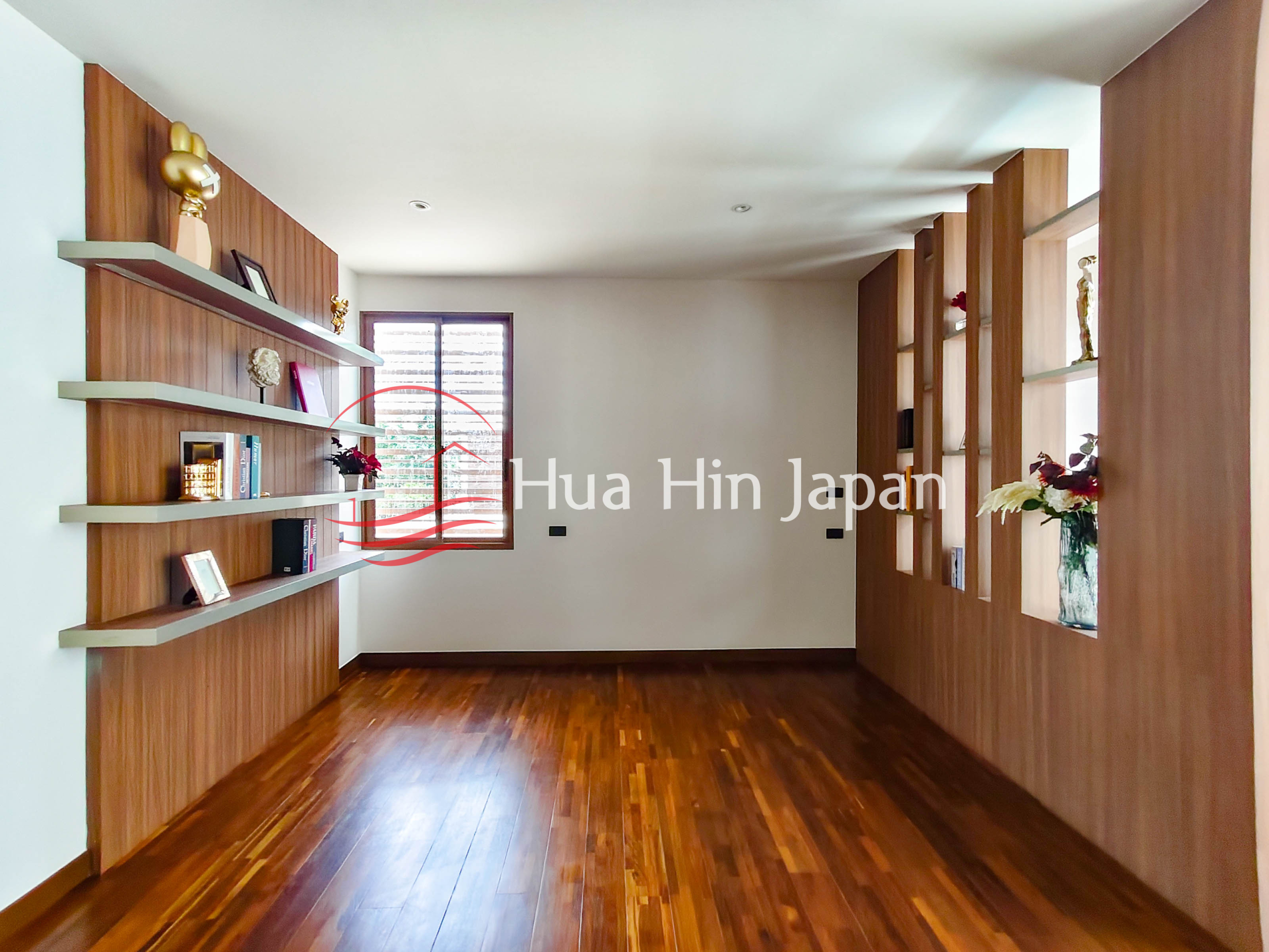 2-Storey 3BR Pool Villa room