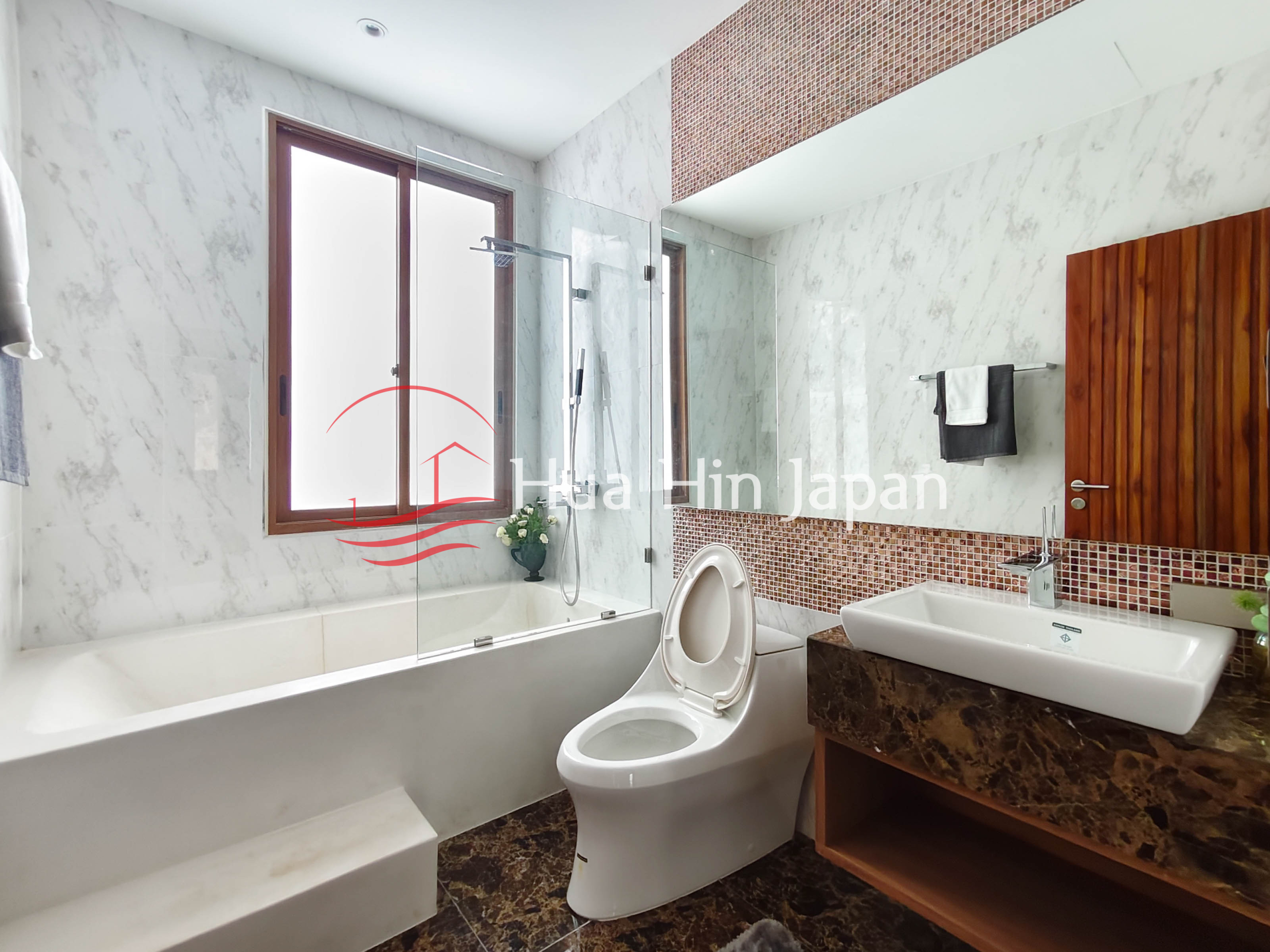 2-Storey 3BR Pool Villa bathroom
