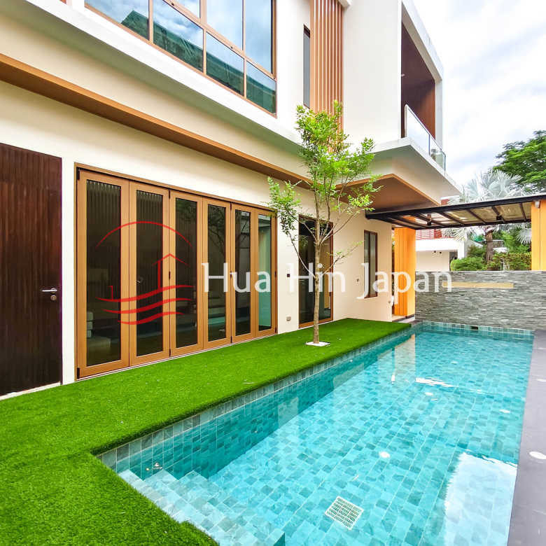 2-Storey 3bedroom Pool Villa Swimming Pool