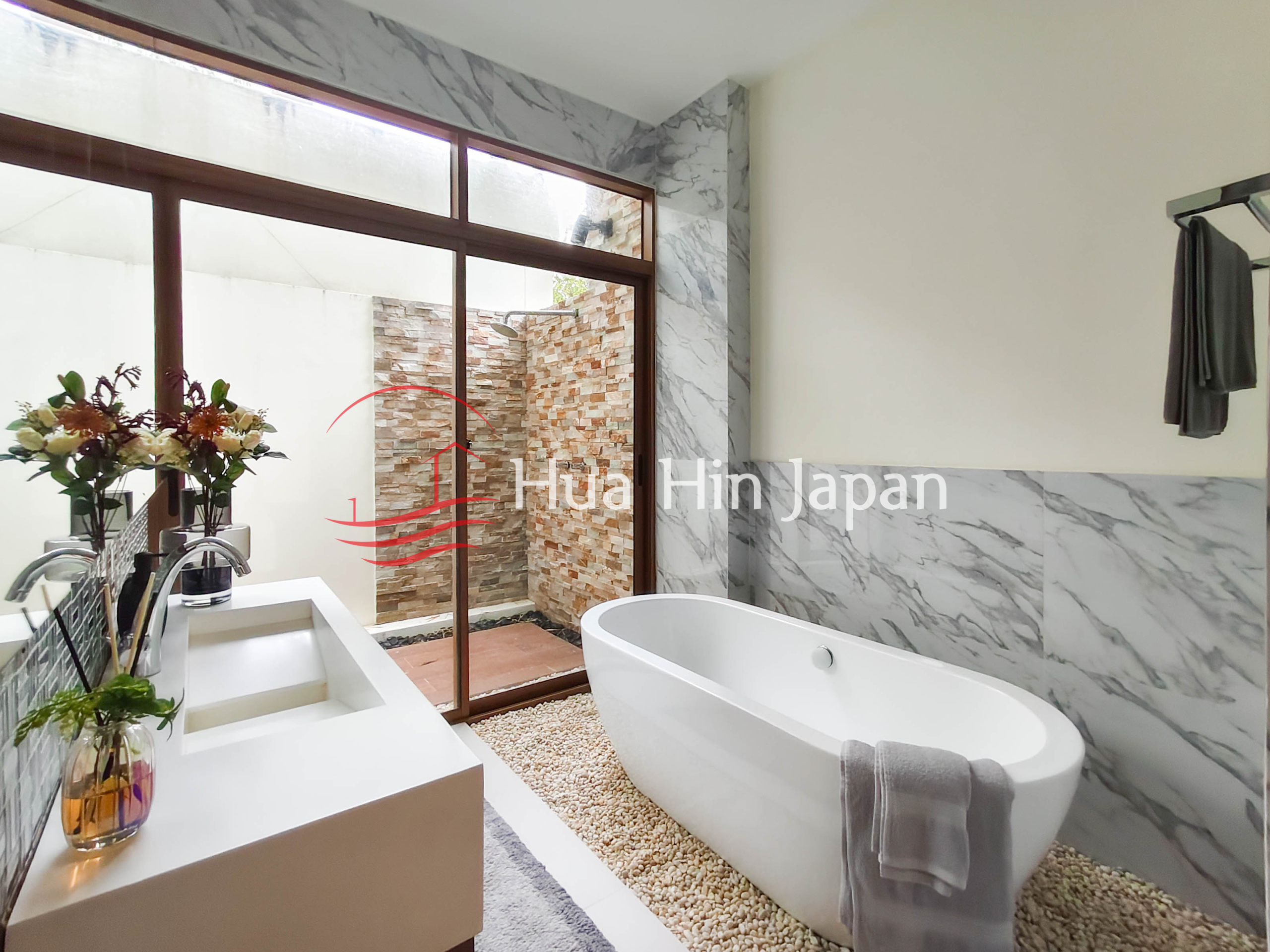 2-Storey 3BR Pool Villa bathroom
