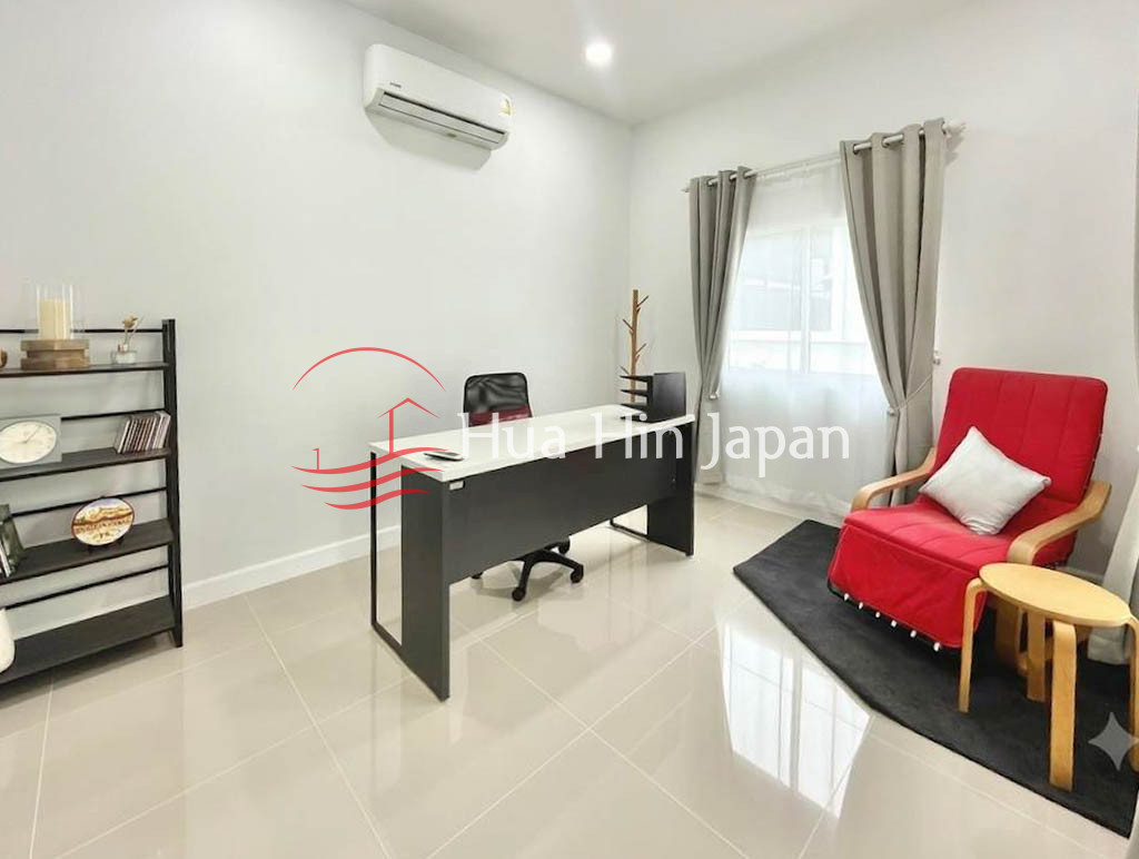3 Bedroom Pool villa drawing area, Reading table