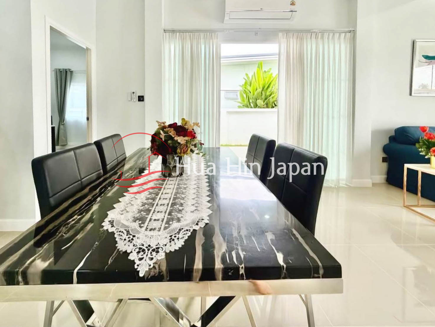 3 Bedroom Pool villa dining area