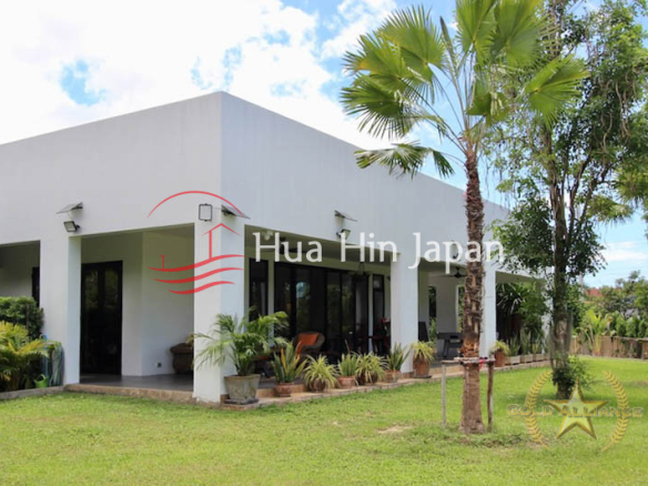 5 Bedroom Pool Villa Garden and full view