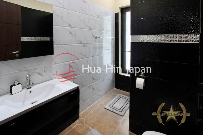 5 Bedroom Pool Villa bathroom