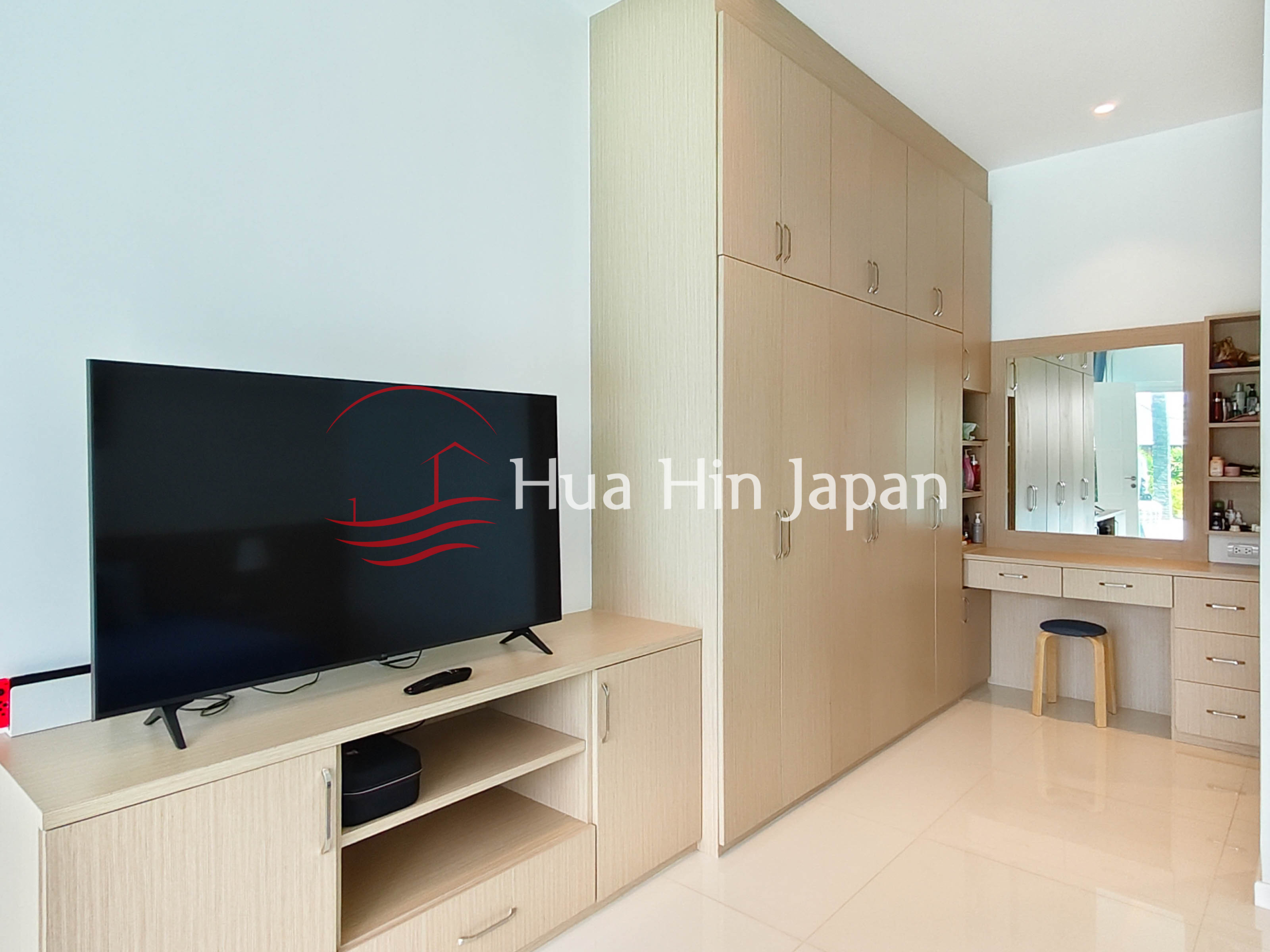3BR Pool Villa bedroom with big tv