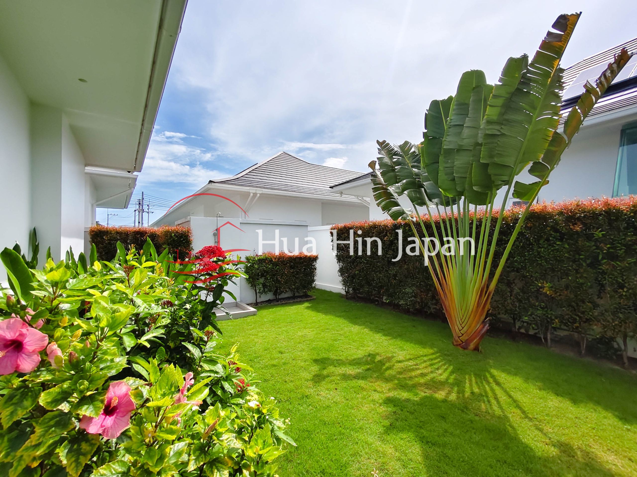 3BR Pool Villa in ARIA 2 garden area