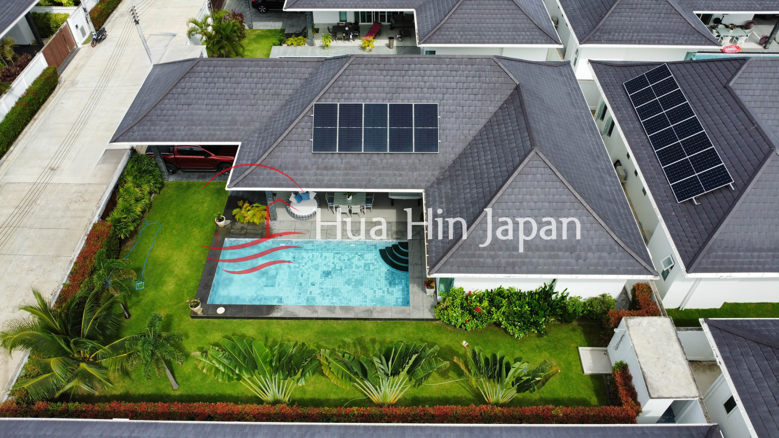 3BR Pool Villa in ARIA 2 drone view