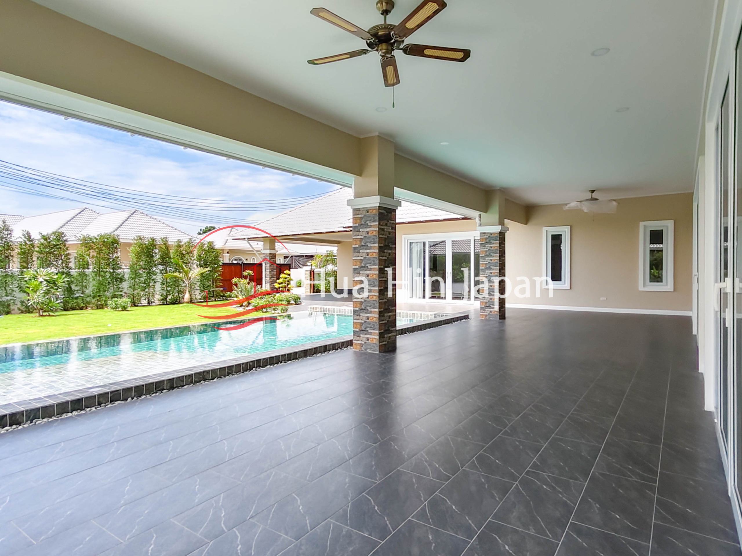 Siam Village 3 Bedroom Fully Furnished Pool House Swimming pool and garden and balcony area