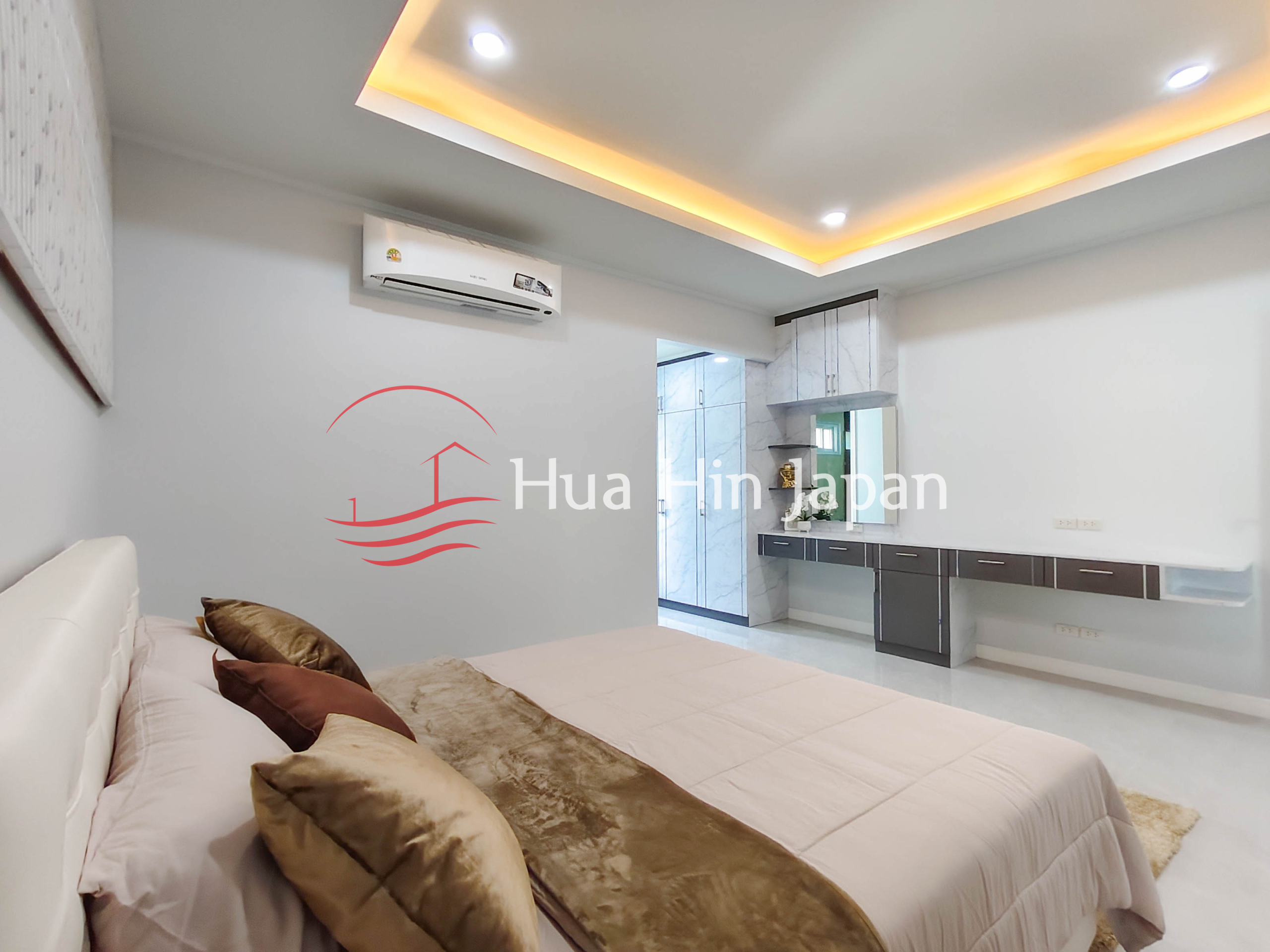 Siam Village 3 Bedroom Fully Furnished Pool House Bedroom area