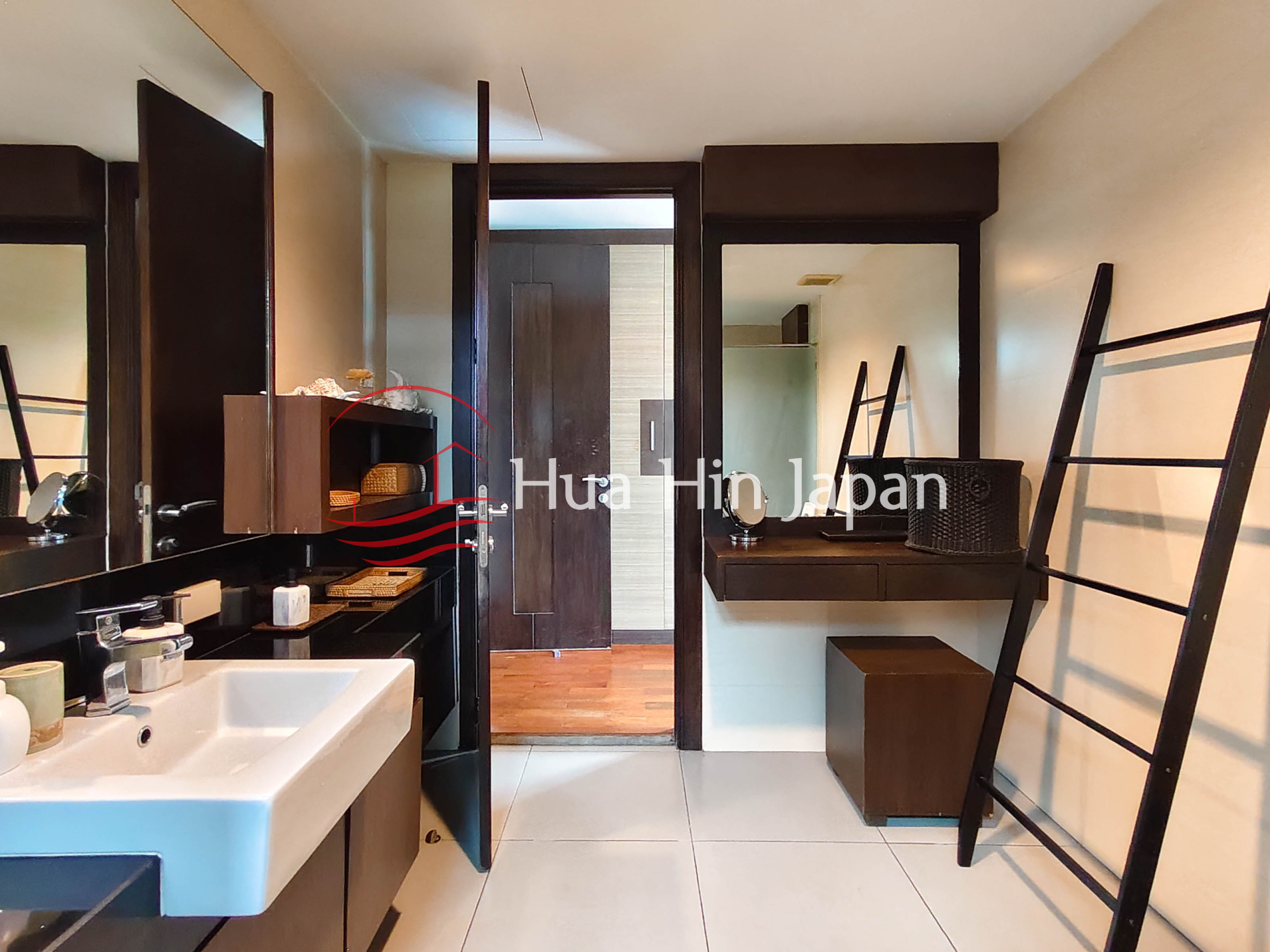 Rare Freehold Resale at Panorama Khao Tao | Executive 3BR Sea-View Pool Villa in Hua Hin South - Khao Tao - photo 14