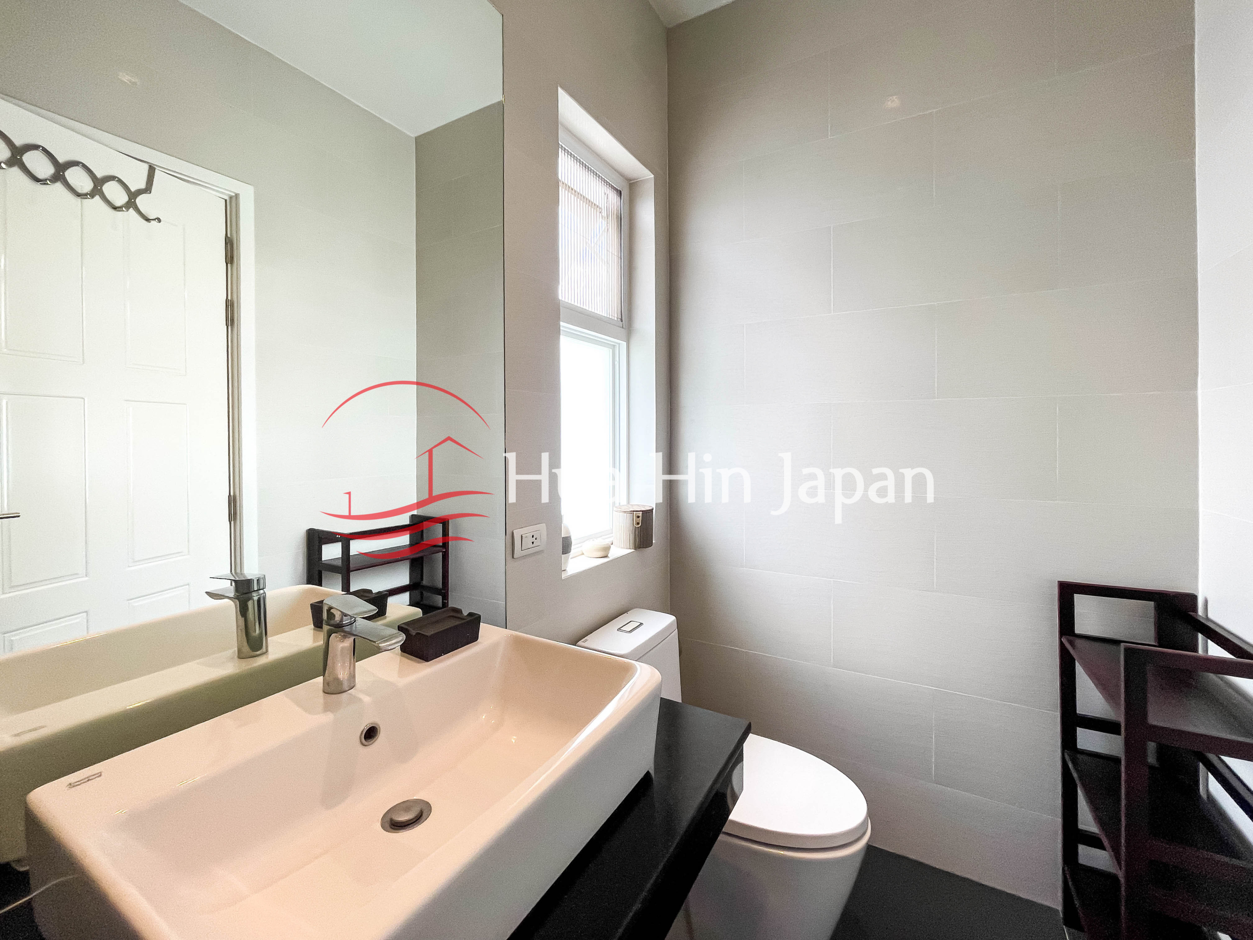 3-Bed Freehold Pool Villa For Sale in Aria Hua Hin, Thap Tai - Hua Hin - photo 11