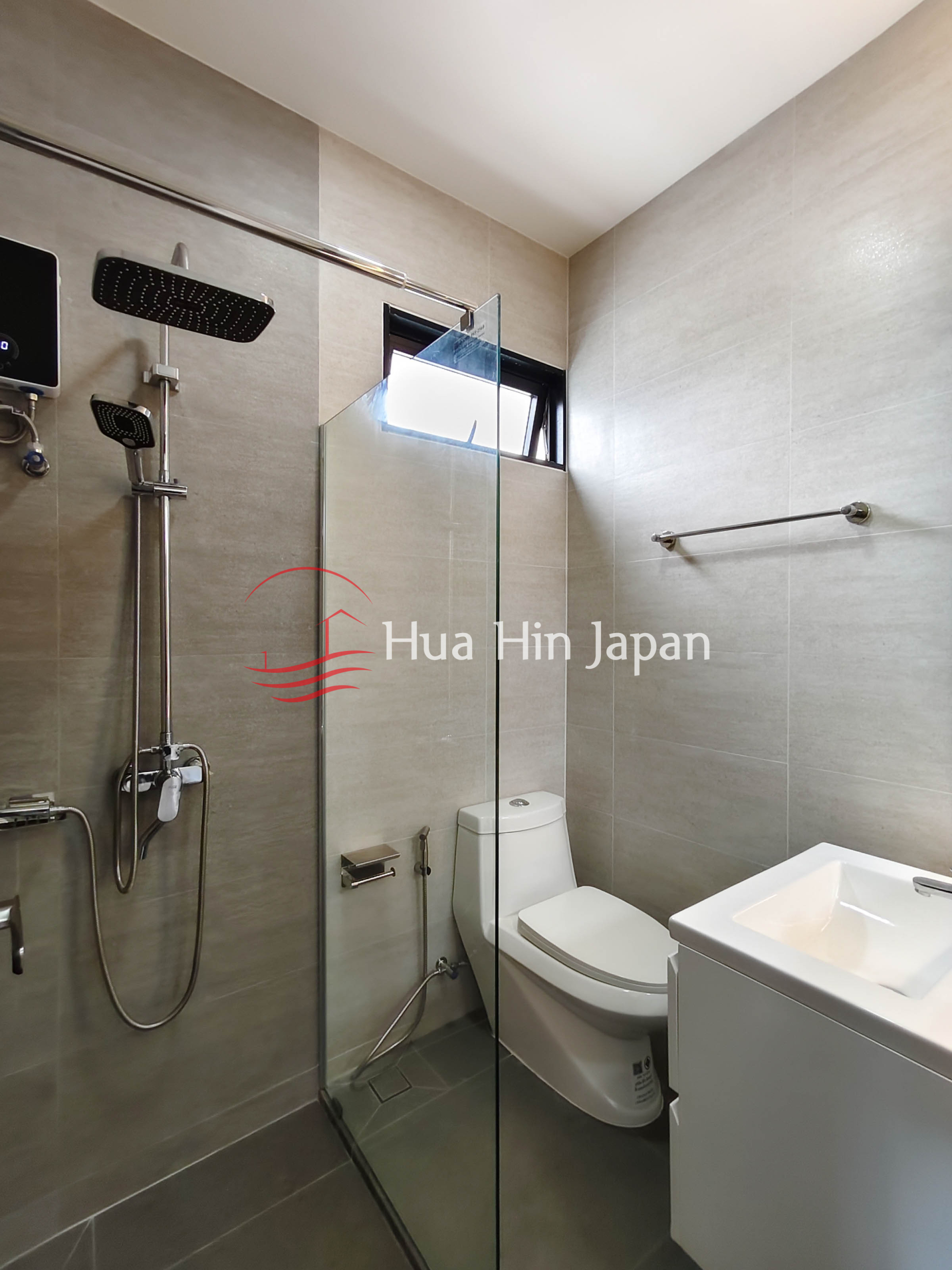 Brand New - Luxury 4 Bed Room Pool Villa bathroom area