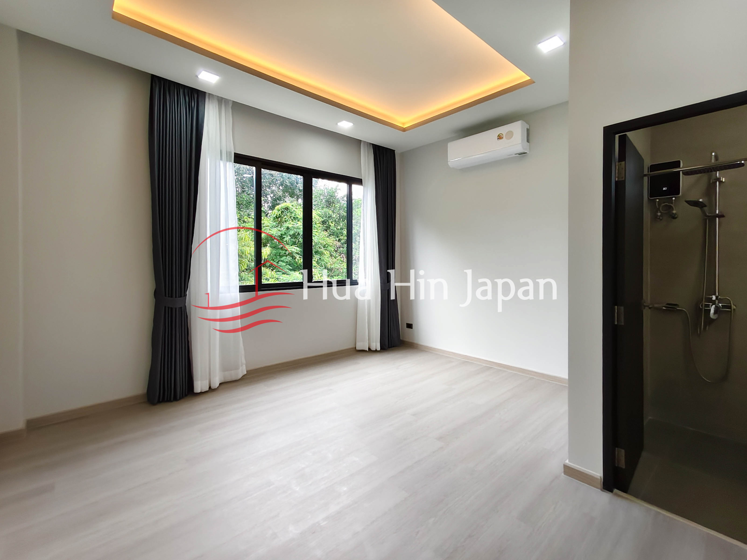 Brand New - Luxury 4 Bed Room Pool Villa bathroom area