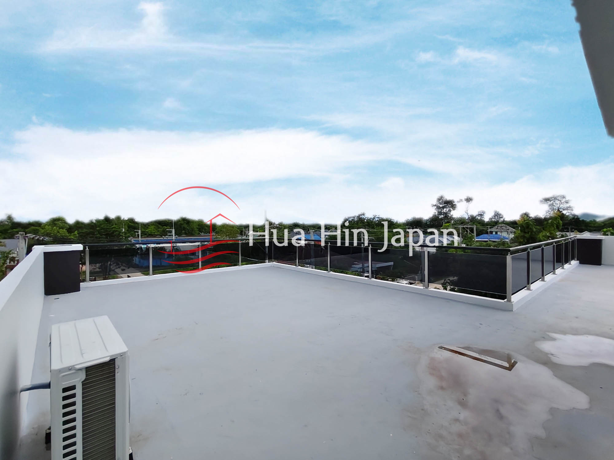 Brand New - Luxury 4 Bed Room Pool Villa roof top