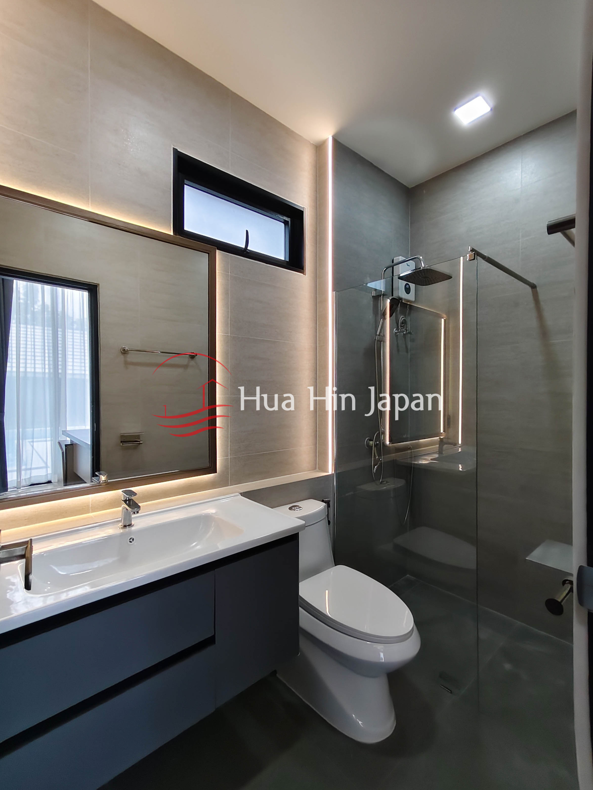 Brand New - Luxury 4 Bed Room Pool Villa bathroom area