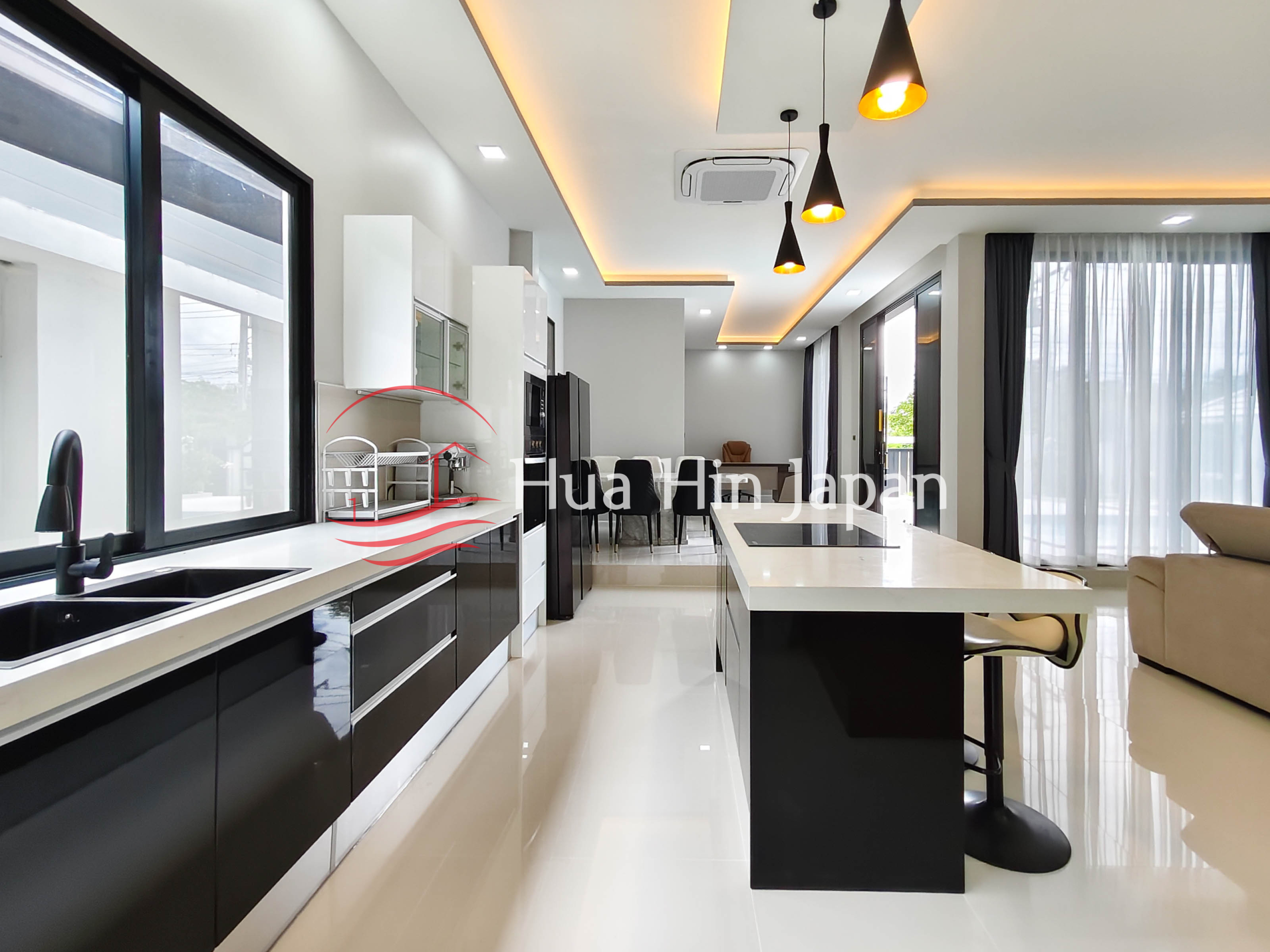 Brand New - Luxury 4 Bed Room Pool Villa kitchen and dining area