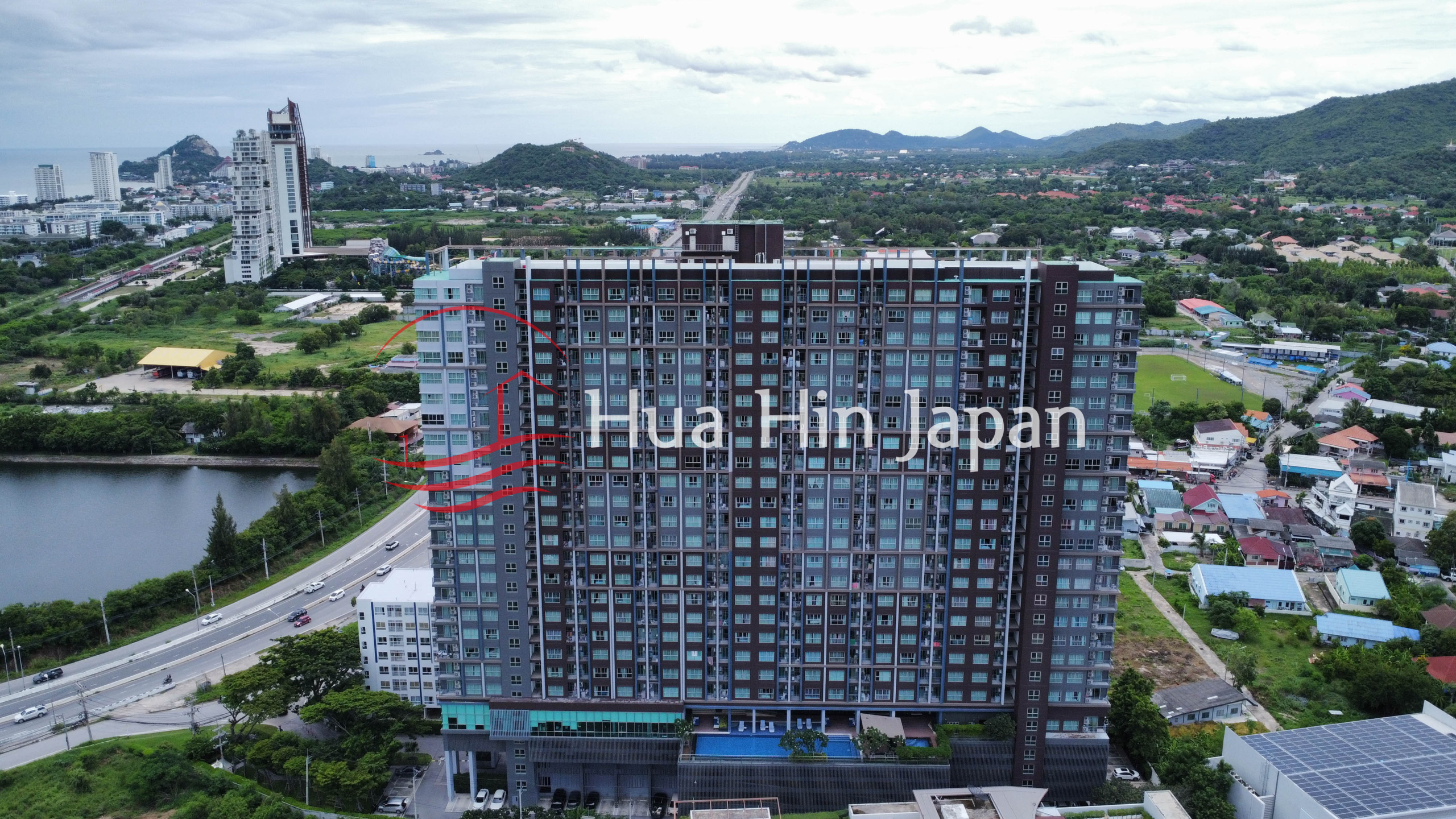 Studio room for sale at Baan Kieang Fha condominium full building view