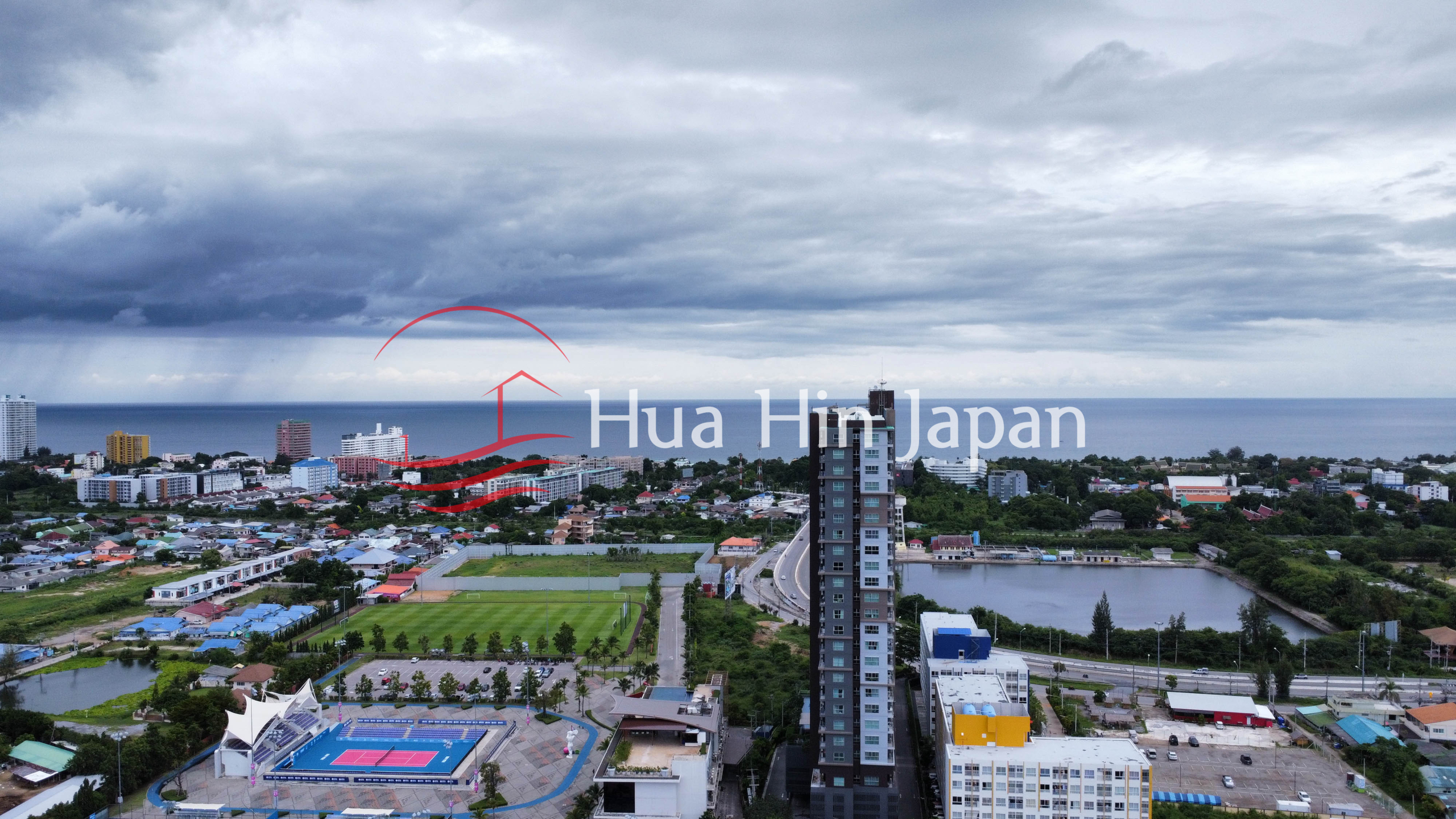 Studio room for sale at Baan Kieang Fha condominium full building view