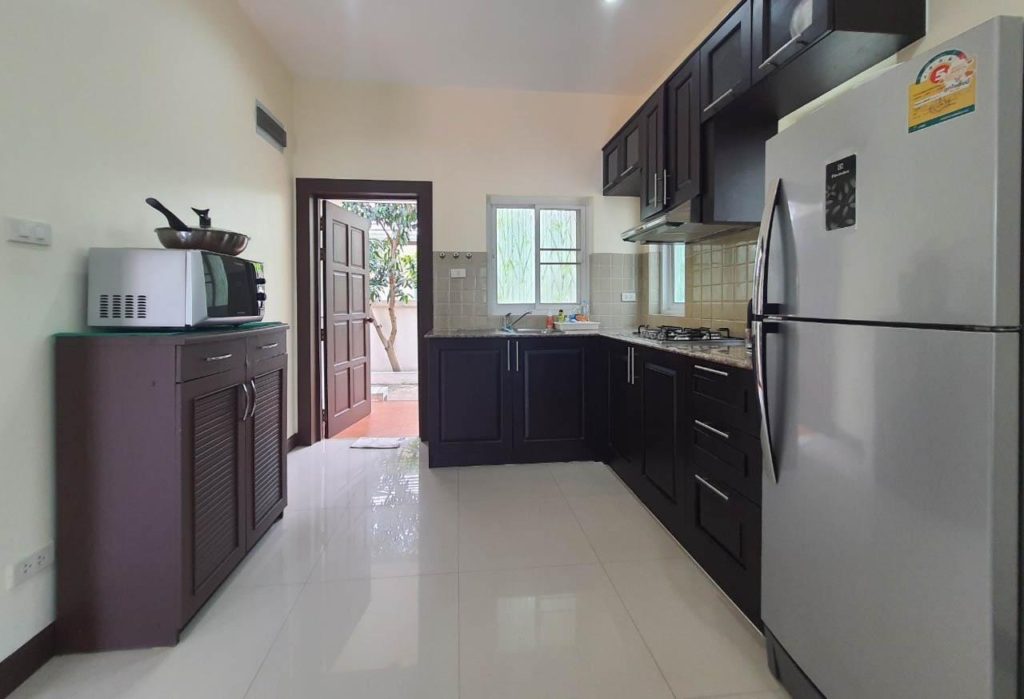 Price Reduced! Charming 3-Bedroom Villa in Sought-After Emerald Project, Soi 112 (Fully Furnished &amp; Move-In Ready) - Hua Hin - photo 14